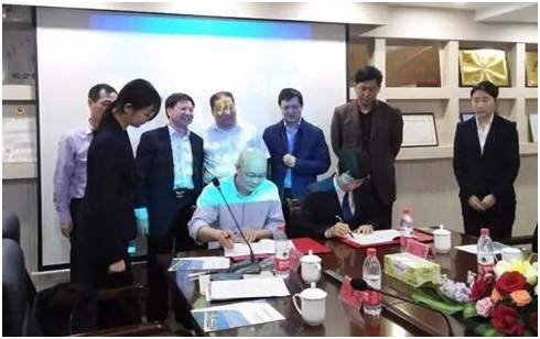 斗球体育（中国）集团有限公司侨亚公司参加赴日护理技能实习项目推介会并签署战略合作协议